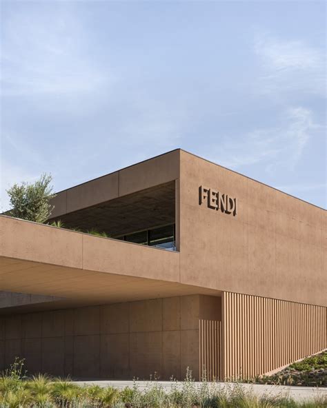 fendi firenze telefono|when was fendi founded.